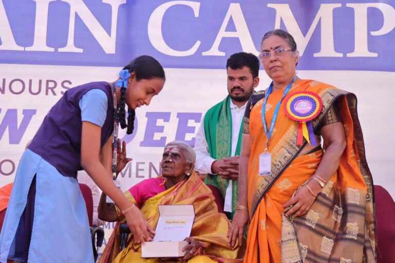 PADMASHRI AWARDEES FELICITATED AT VELAMMAL 