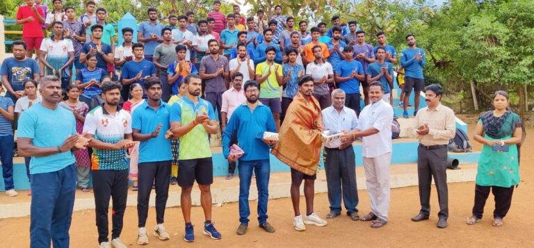 தடகள விளையாட்டு வீரர்களுக்கு பாராட்டு விழா மேற்கு வங்க மாநிலம் மற்றும் கேரளாவில் தேசிய அளவில் போட்டிகளில்