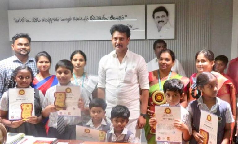 VELAMMAL STUDENTS SET A  RECORD FOR THIRUKKURAL  RECITATION 