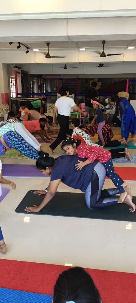 யோகா தெரபிஸ்ட் பத்ம பிரியதர்ஷினி,யோக தத்துவா நிறுவனர்