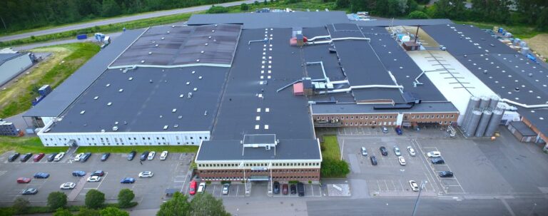 TATA AUTOCOMP ANNOUNCES TOACQUIRE IAC SWEDEN